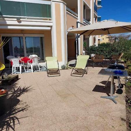 Cosy Appartement Les Pieds Dans Le Sable Le Barcarès Exterior foto
