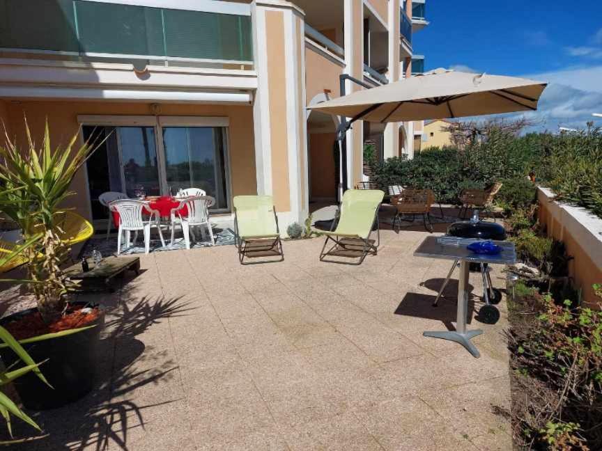 Cosy Appartement Les Pieds Dans Le Sable Le Barcarès Exterior foto